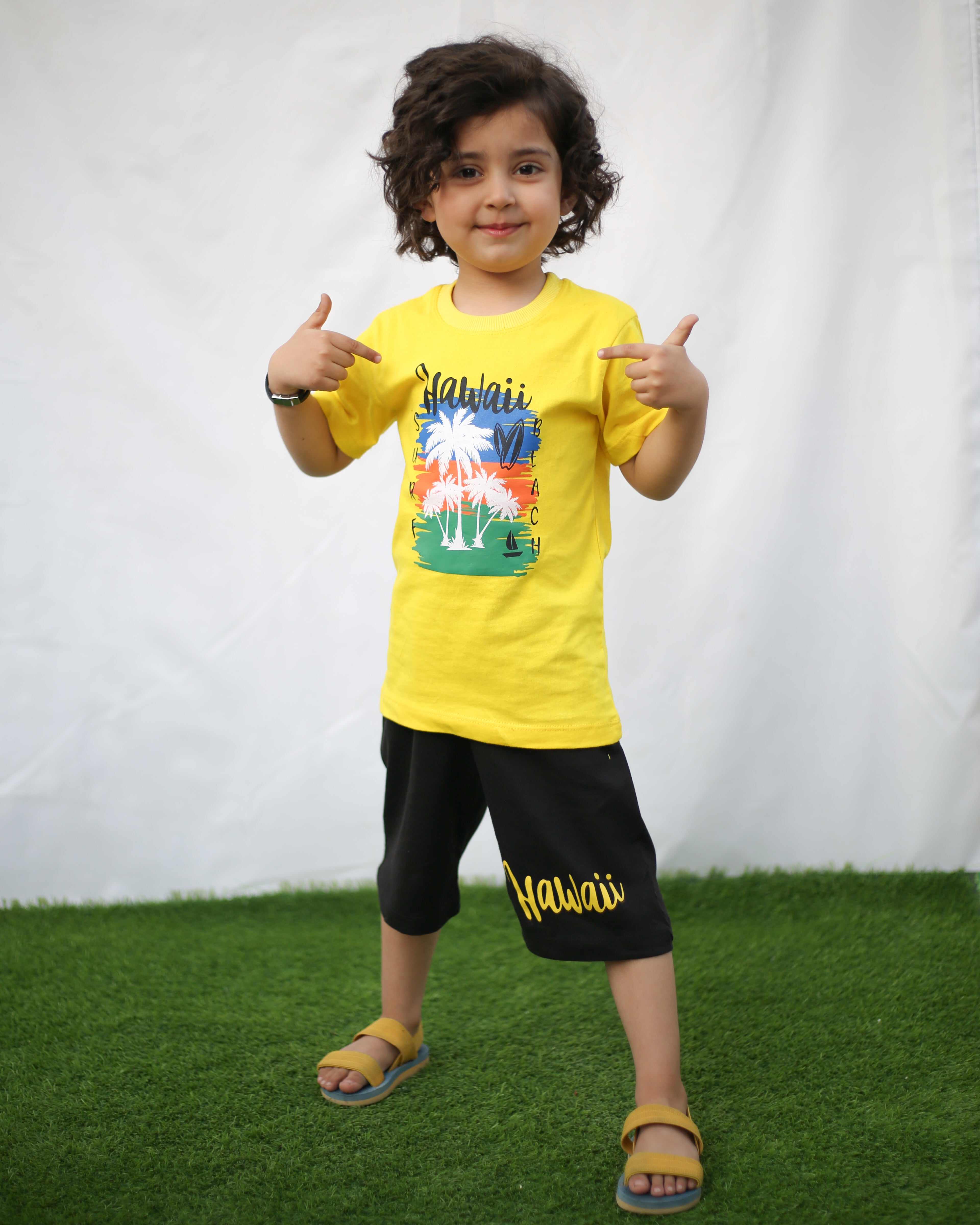 Hawaii Printed Yellow T-Shirt And Shorts For Kids