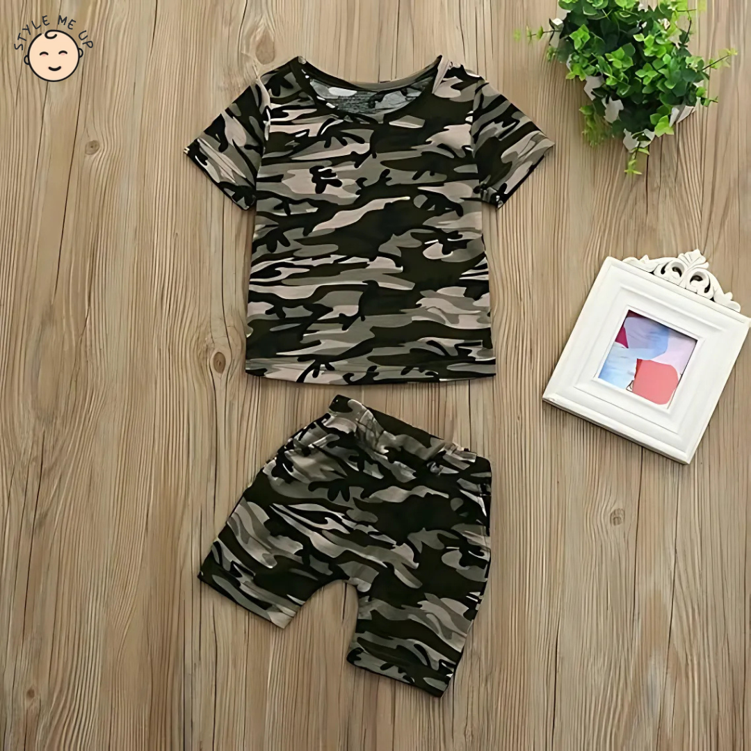 Camouflage T-Shirt With Shorts